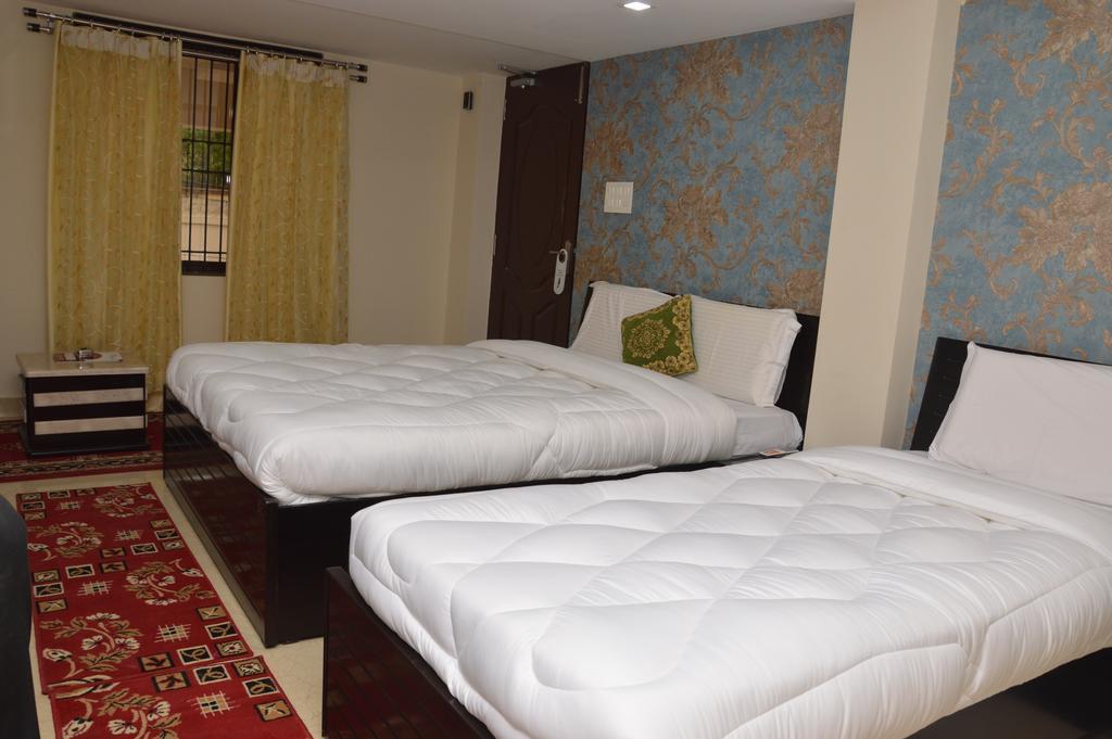Hotel Park Inn By Keymagics Varanasi Ruang foto