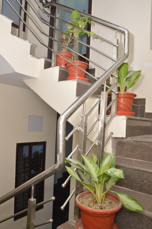 Hotel Park Inn By Keymagics Varanasi Bagian luar foto